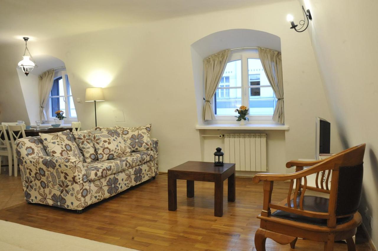 Milotu - Apartament Uniwersytecki Varsovie Extérieur photo